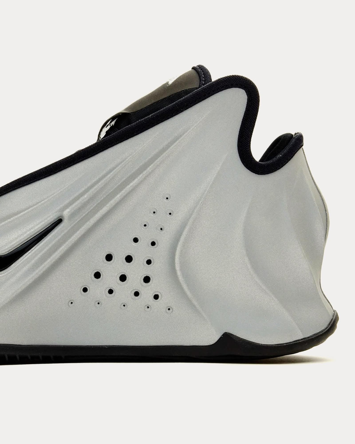 Air Foamposite – Gris / Noir