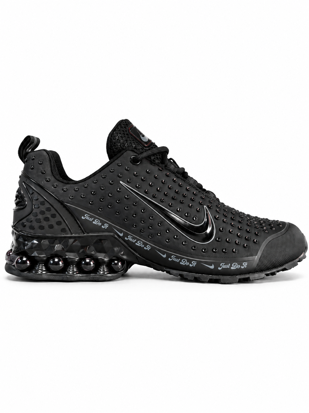 Nike Shox Noir – Performance & Style