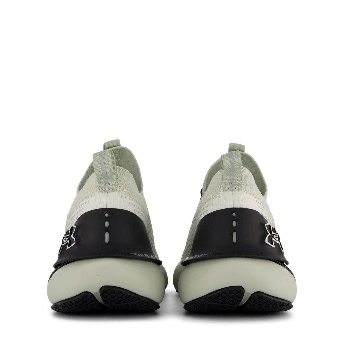 Under Armour HOVR Phantom 3 – Blanc / Noir  Performance moderne et silhouette premium.