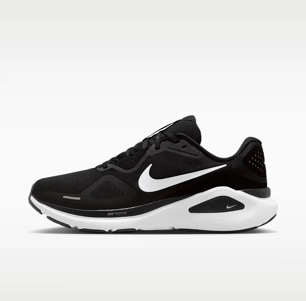 La Pegasus – Running Performance | Noir & Blanc