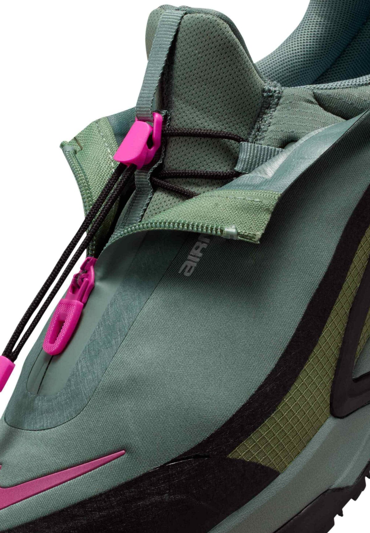 Air Max DN – Vert Sauge & Noir avec Accents Rose