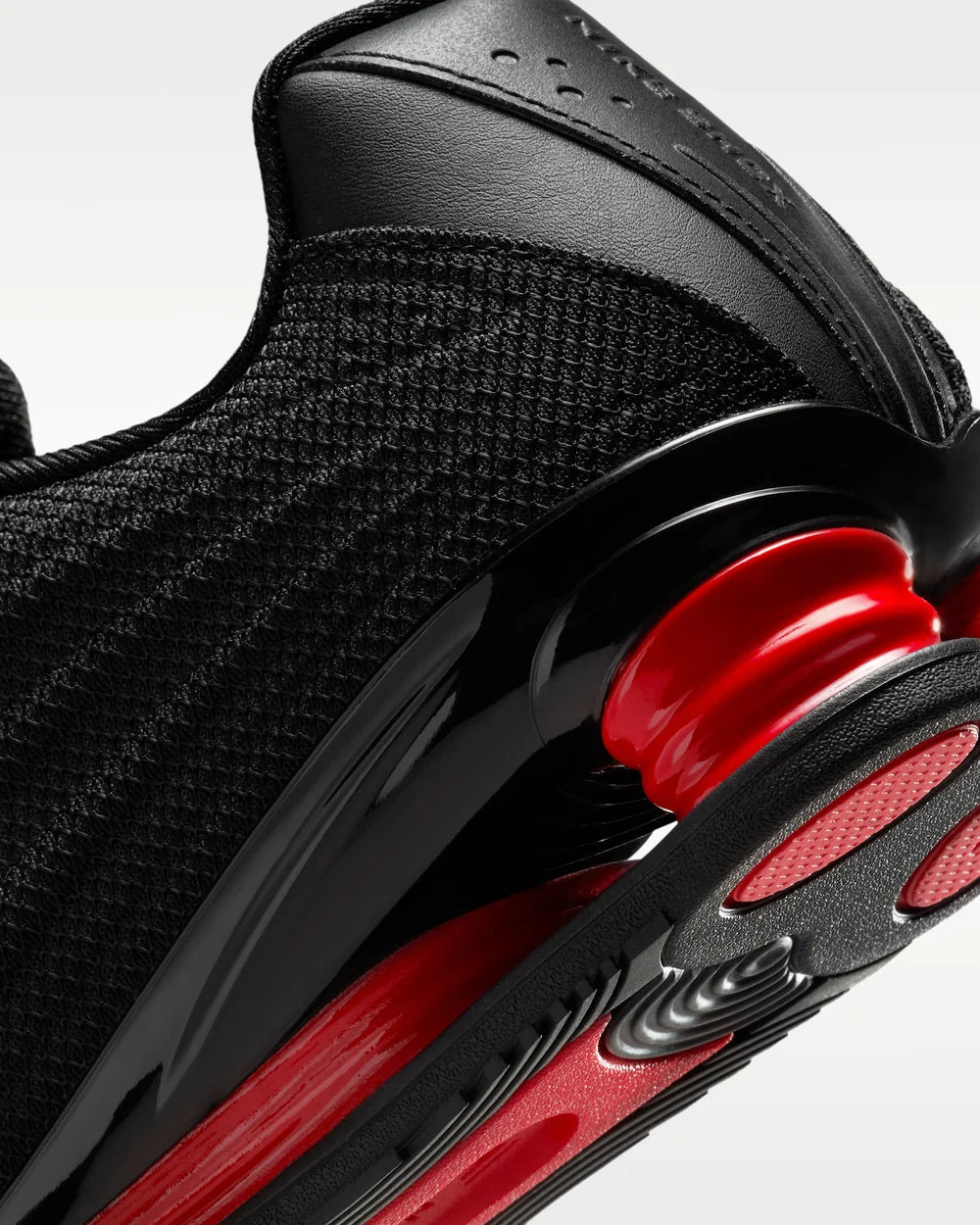 Nike Shox Z – Noir & Rouge