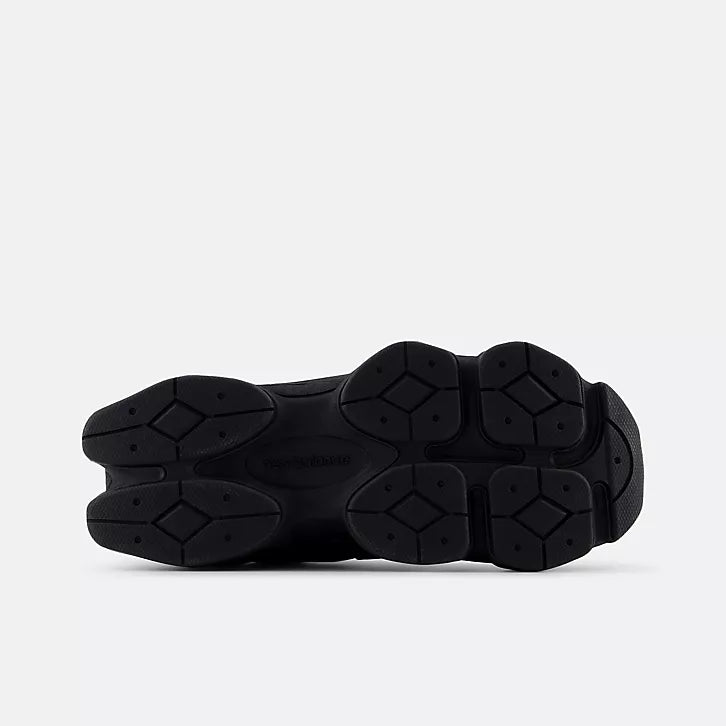 New Balance 9060 – Triple Black