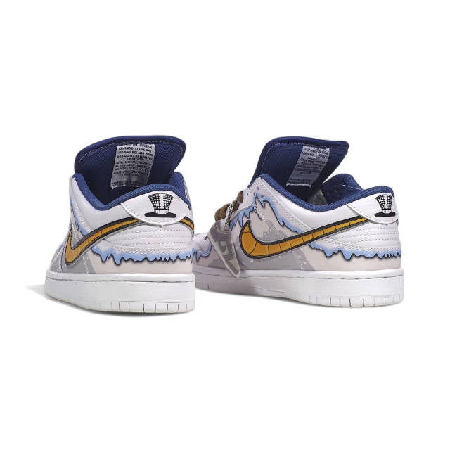 Nike Dunk Low « Frozen Swoosh »