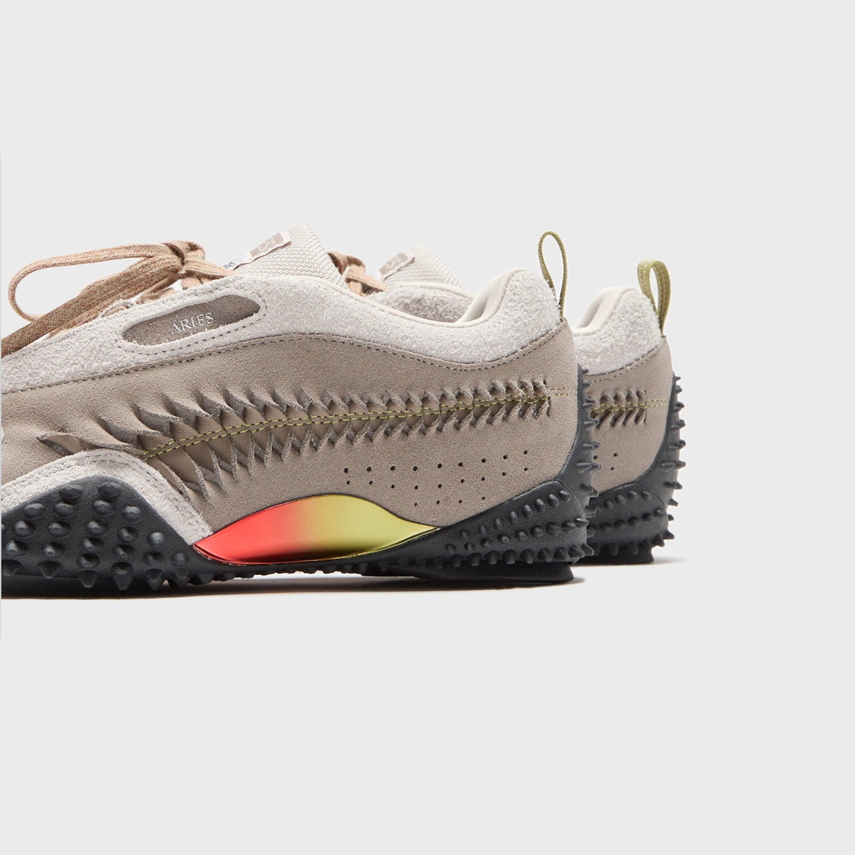 PUMA x Aries Mostro Craft — Écru / Gris Souris
