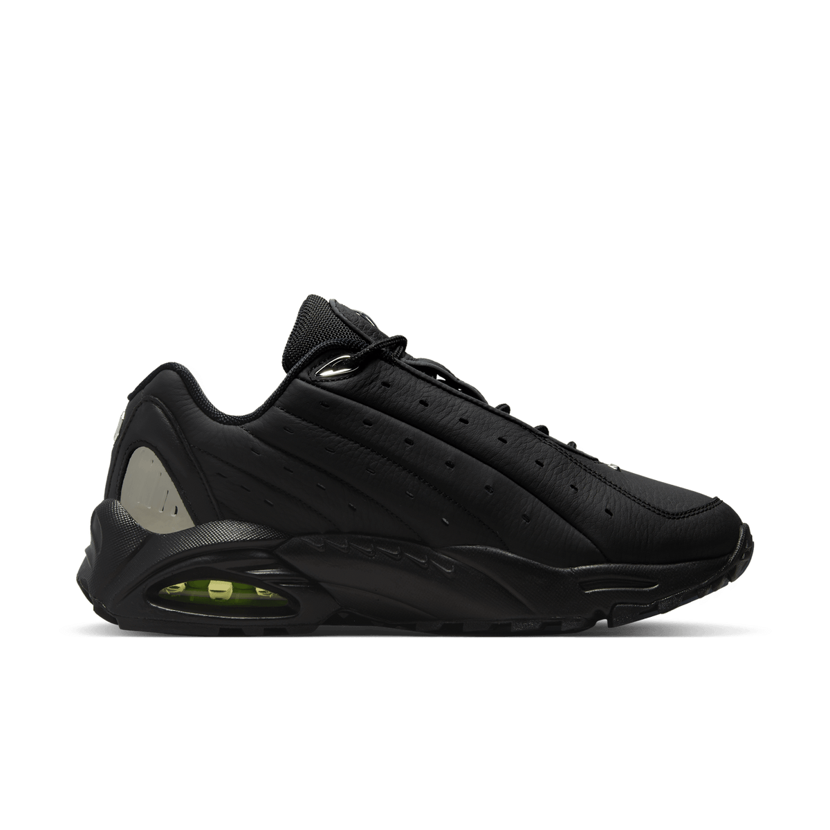 Hot Step Air Terra x NOCTA « Triple Black » – Sneakers Premium