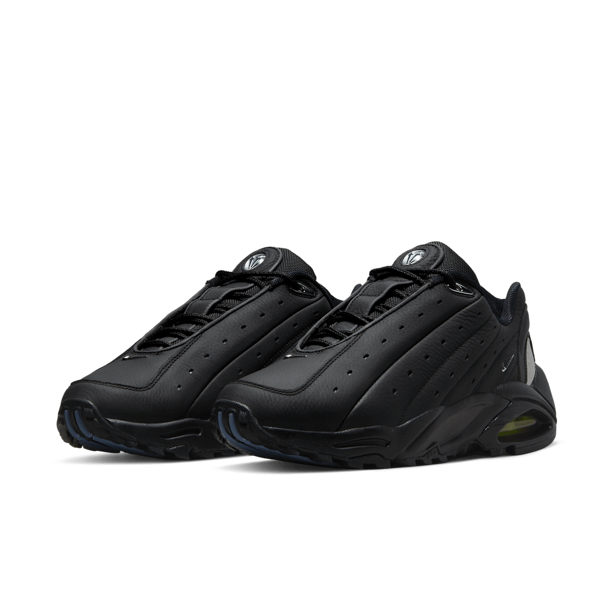 Hot Step Air Terra x NOCTA « Triple Black » – Sneakers Premium