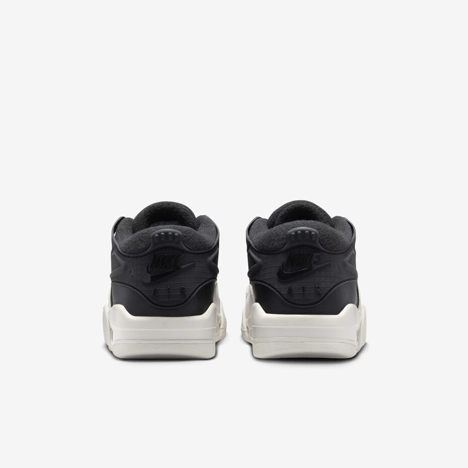 Jordan 4 RM – Black / Light Bone / Dark Grey
