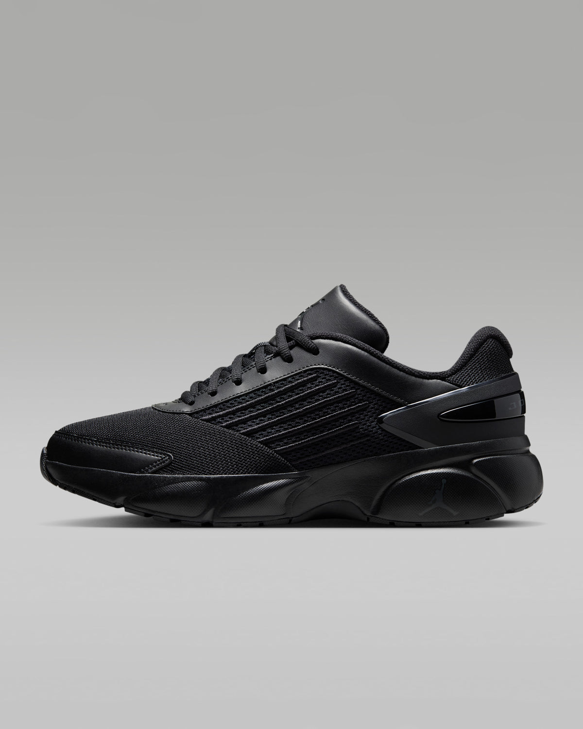 Jordan Trunner Flow « Triple Black »